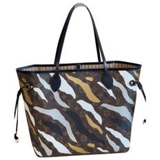 Louis Vuitton Neverfull linen tote
