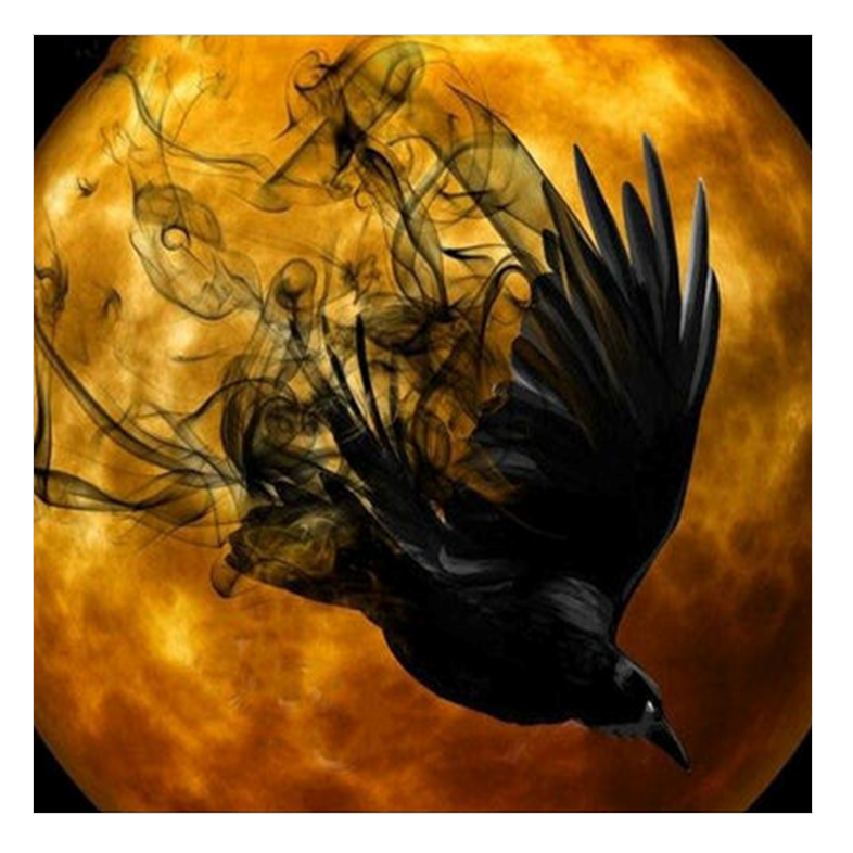 Sort ravn foran gylden måne – Halloween sukkerprint 2×2–28×28 cm - 7x7 cm - 8 stk.