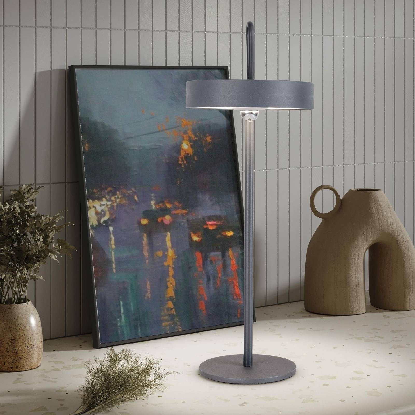 Näve Ella LED-bordslampa, magnetisk, grå Ella, dimbar, Aluminium / grå / zink, Vardagsrum / matsal, Metall, Skandinavisk