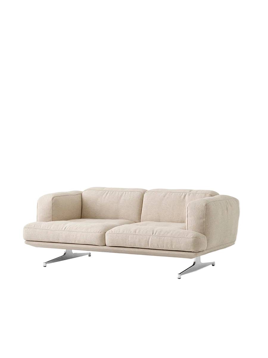 Inland AV22 sofa fra &Tradition Clay 0011 - poleret stel - Jacobsen Plus