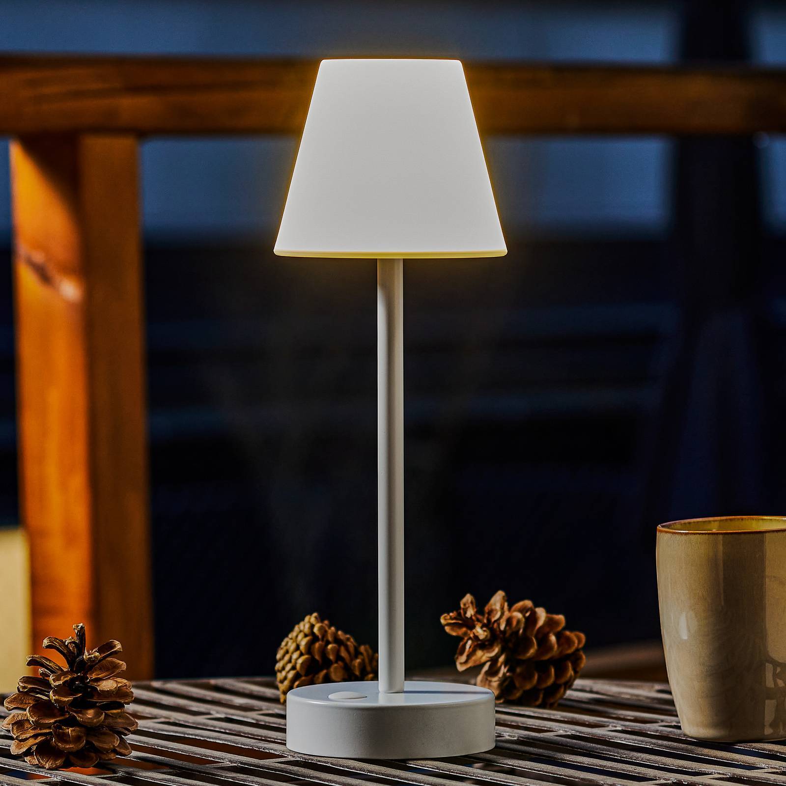 Newgarden Lola Slim LED-bordslampa batteri, vit Slim, dimbar, Vitt / opal, Syntetmaterial, Modern