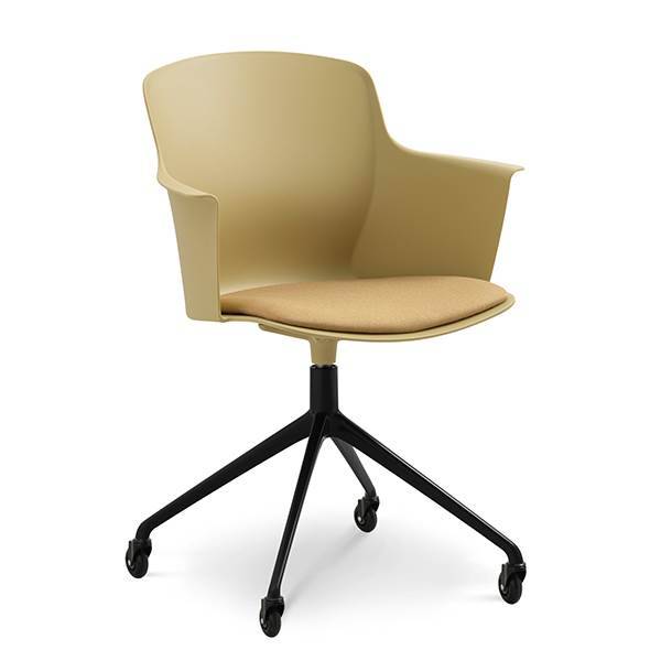 Erling Christensen Møbler Mia dining chair m/armlæn + pude - Gul - Hjul