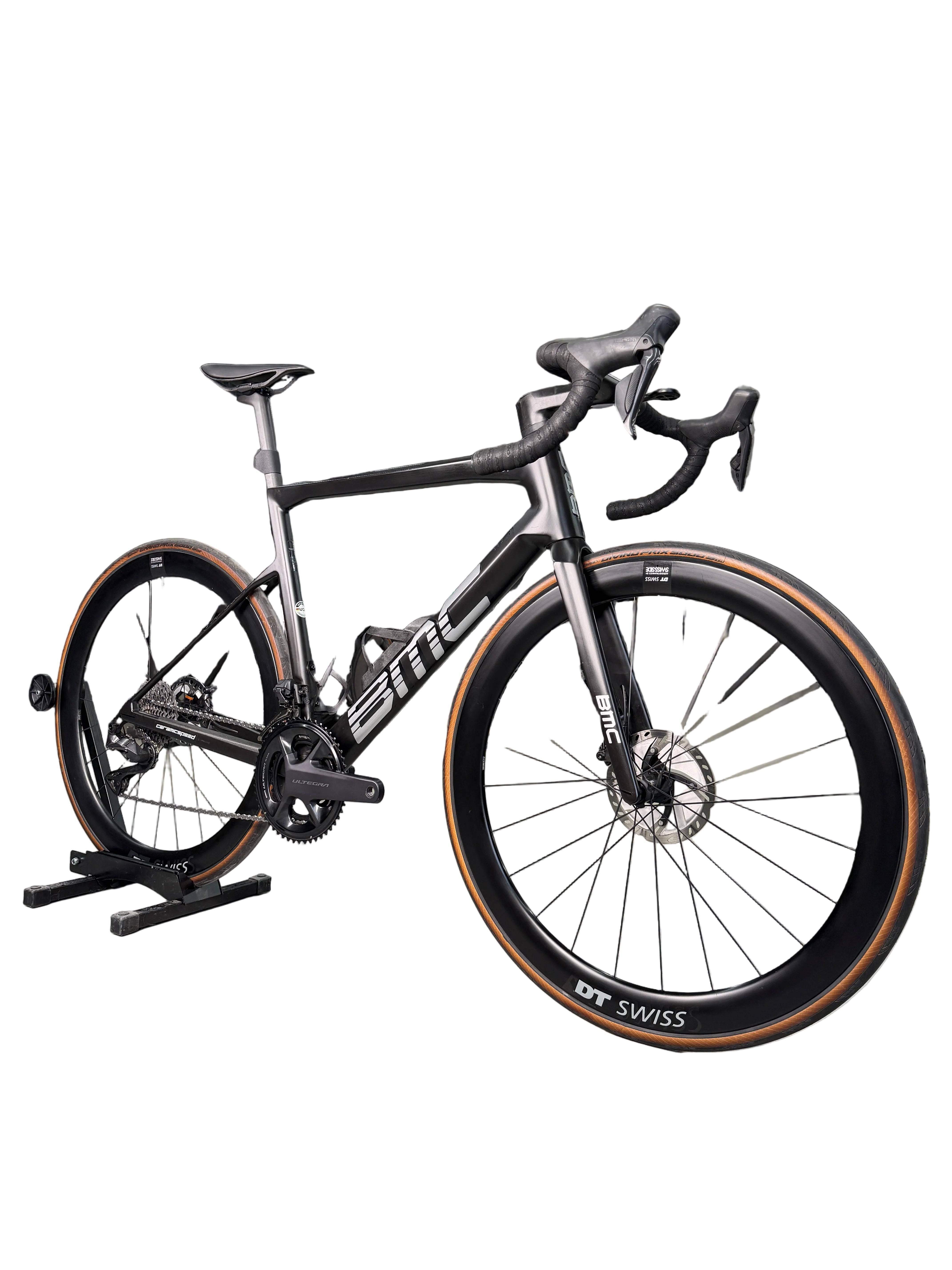 BMC Teammachine SLR 01 THREE 2023 - Shimano Ultegra Di2 2x12sp - DT Swiss ARC 1650