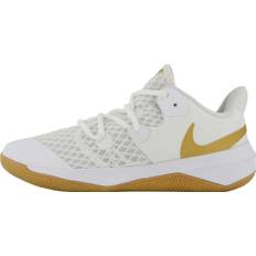 Unisex Hyperspeed Court Indoor White/mtlc Gold, Unisex, Skor, Träningsskor, volleyboll, Vit, EU 40 (EU 40)