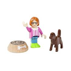 BRIO World 33952 - Village Kind mit Hund, bunt