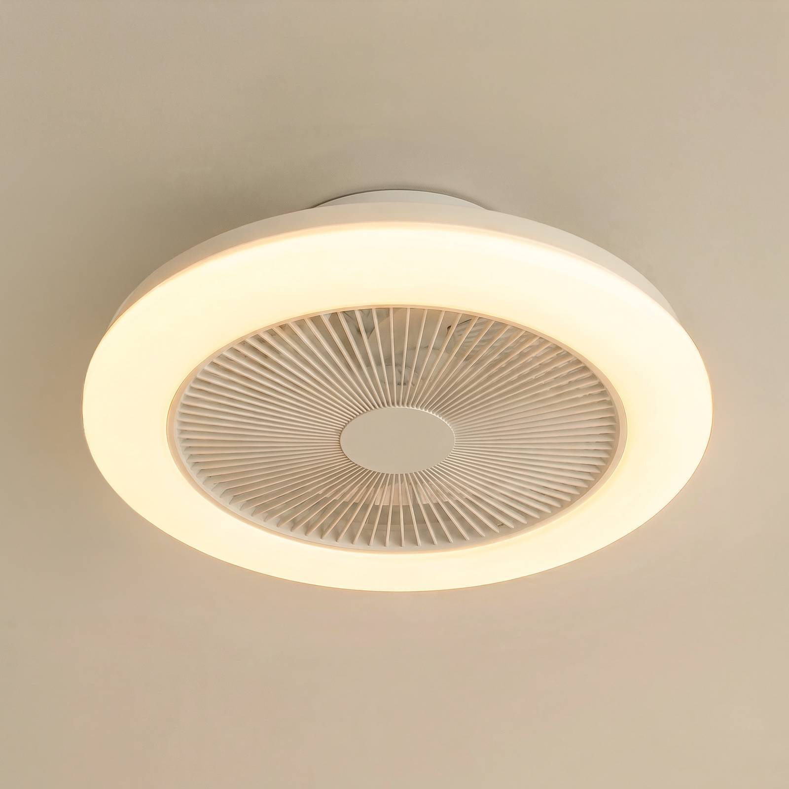 Lindby LED-takfläkt Vedin, vit, DC, Ø 45 cm, RGBW dimbar, Vitt / opal, Vardagsrum / matsal, Syntetmaterial, Modern