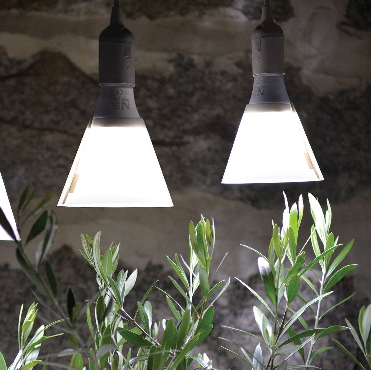 Växtbelysning LED-lampa 15W med skärm