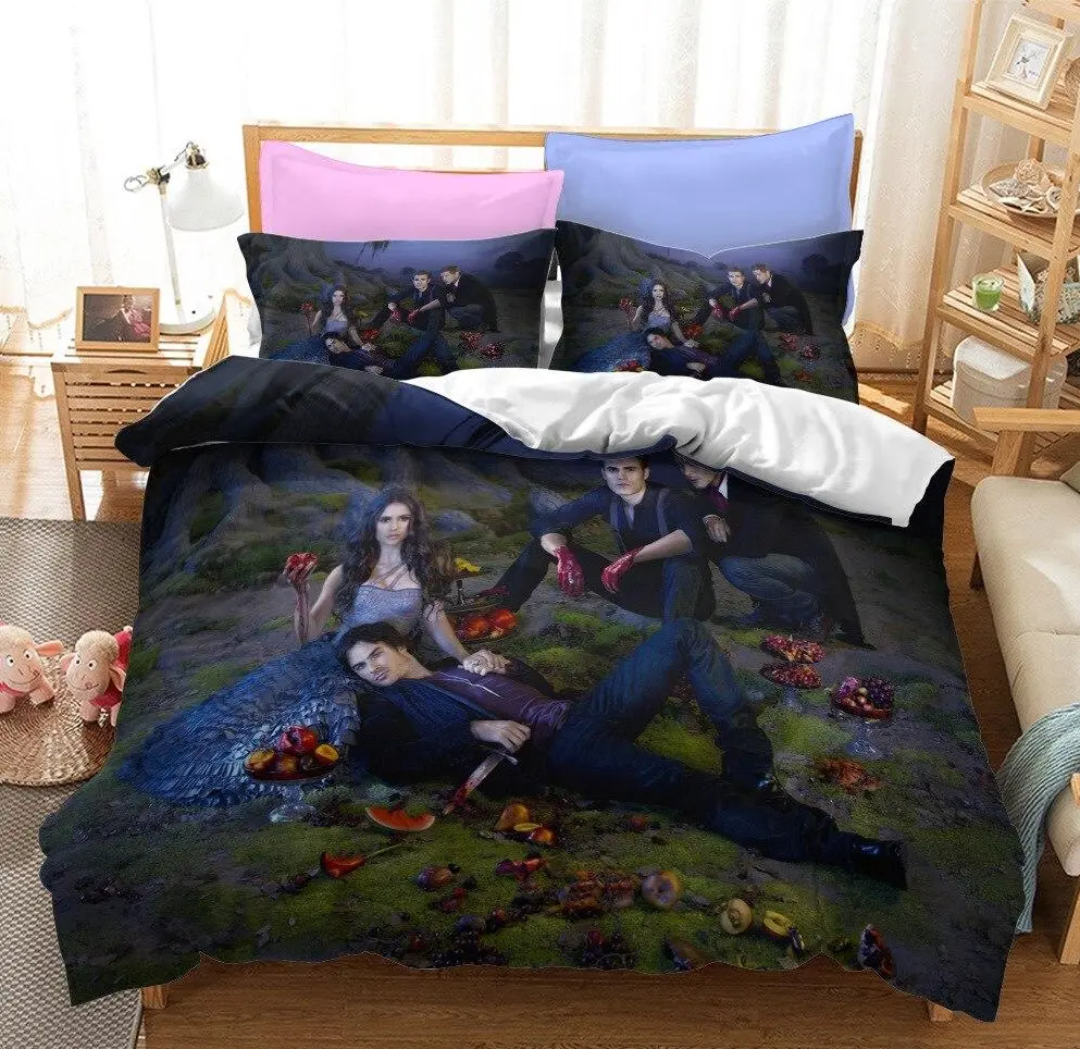 Påslakan Vampire Diaries i blodröd trädgårdsdesign, 70 x 133 cm