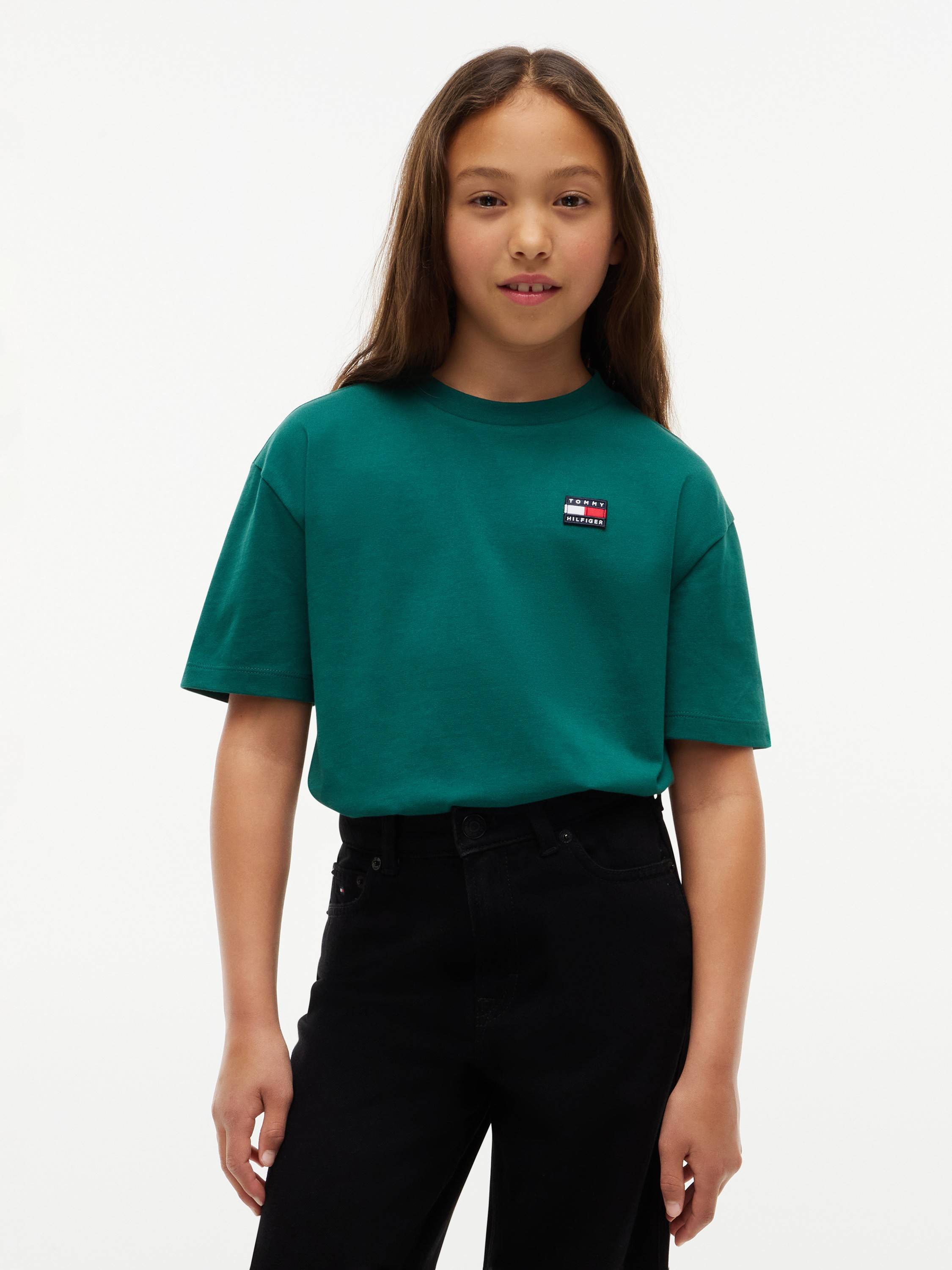 Tommy Hilfiger Essential Flag Logo Jersey Tshirt Stl. 16 fepojkar - Kortärmade T-shirts Från Magasin - Rural Green (16)