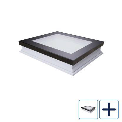 FAKRO DXF DU8 fladtagsvindue med fast karm, 4-lags glas - 70 x 70 cm