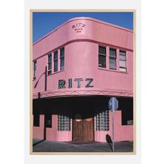 Pink Ritz Poster (30x40 cm)