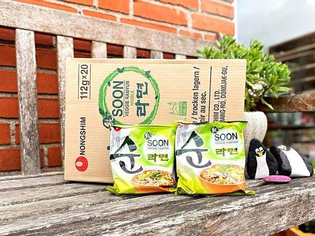 Nongshim Veggie Soon Noodles 1 kasse (20 stk.) - Instant nudler & kopnudler