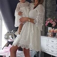 Familj matchande kläder mor dotter klänningar kvinnor blommig spets klänning baby flicka mini klänning mamma baby flicka party kläder - Flickor 6 to 12 månader