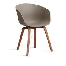 HAY - AAC22 WB Lacq Walnut Base Khaki 2.0 Shell - Spisebordsstole - Hee Welling - Grå - Træ/Plast