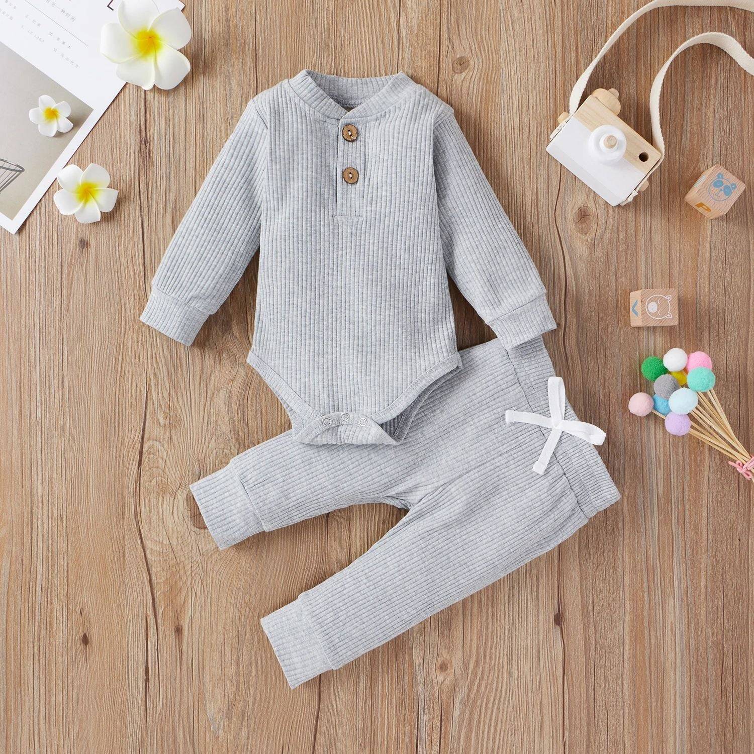 Mini Fashion™ – Bekvämt klänningsset för baby Grå / 60 (0-3 månader) | Pedagogiska Träleksaker (size)