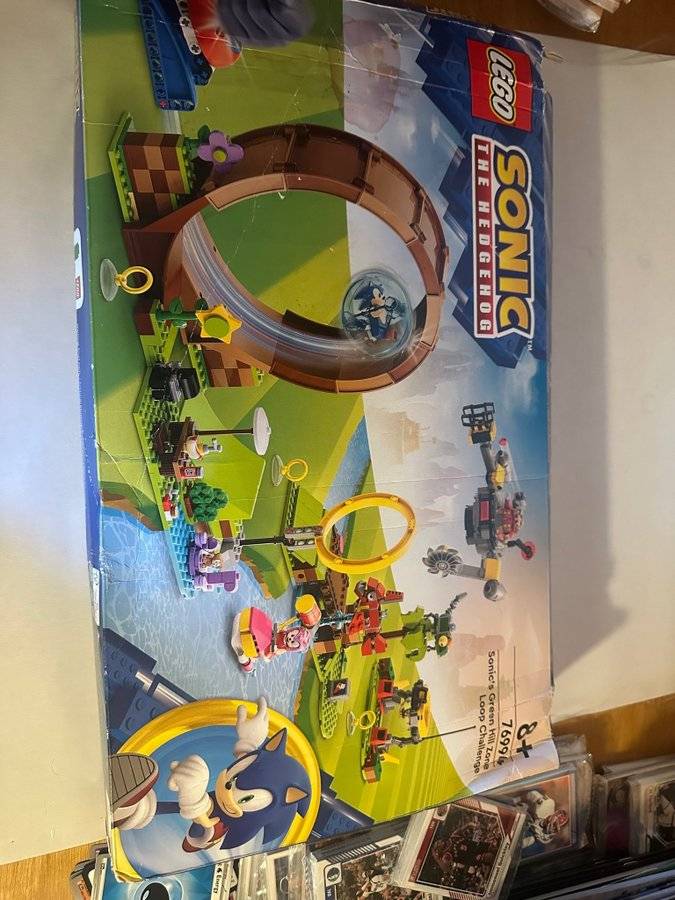 LEGO Sonic the Hedgehog 76994 Sonic's Green Hill Zone Loop Challenge