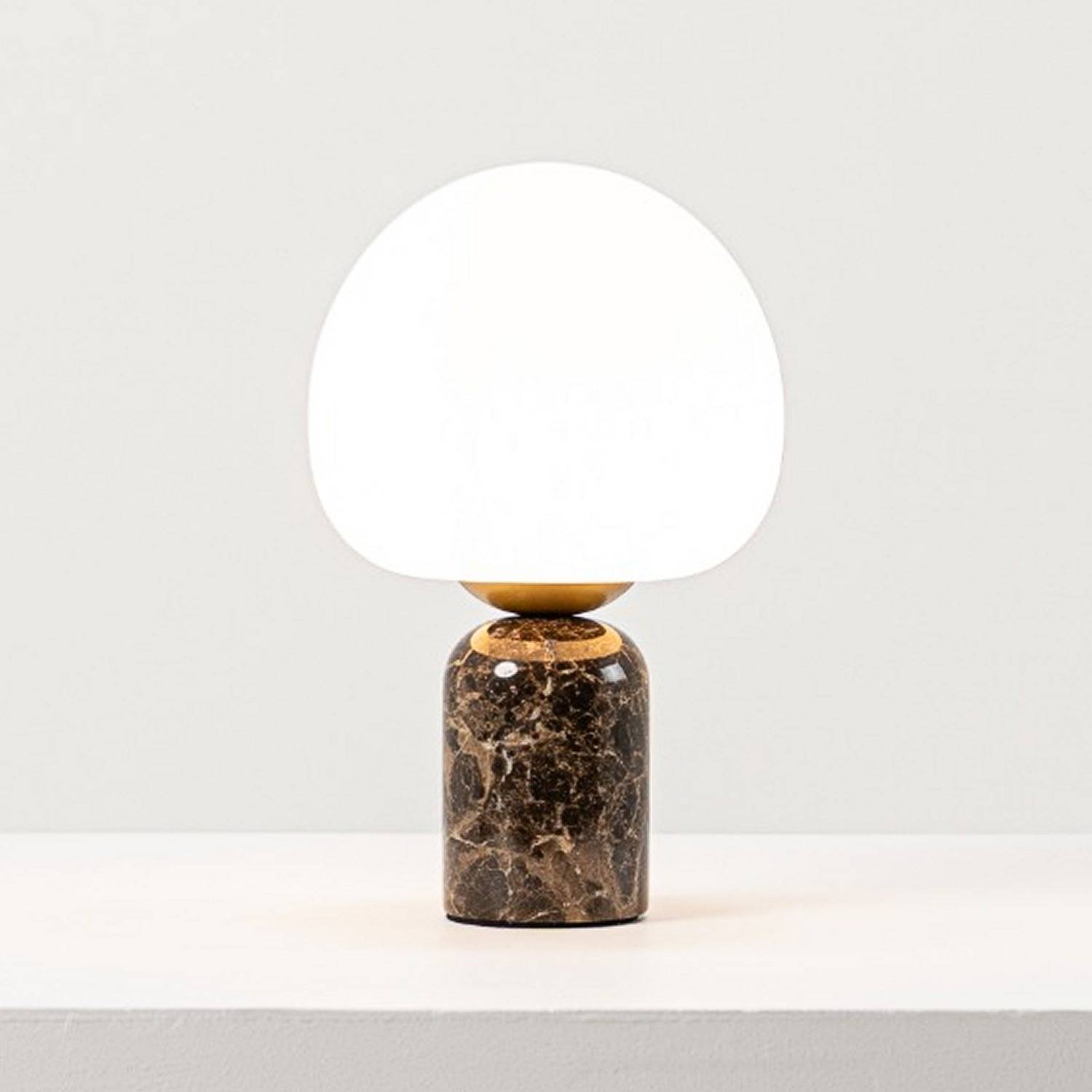 Bordslampa Marmor Hög-Yin