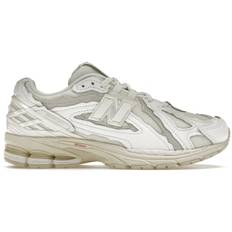 New Balance 1906D Protection Pack White