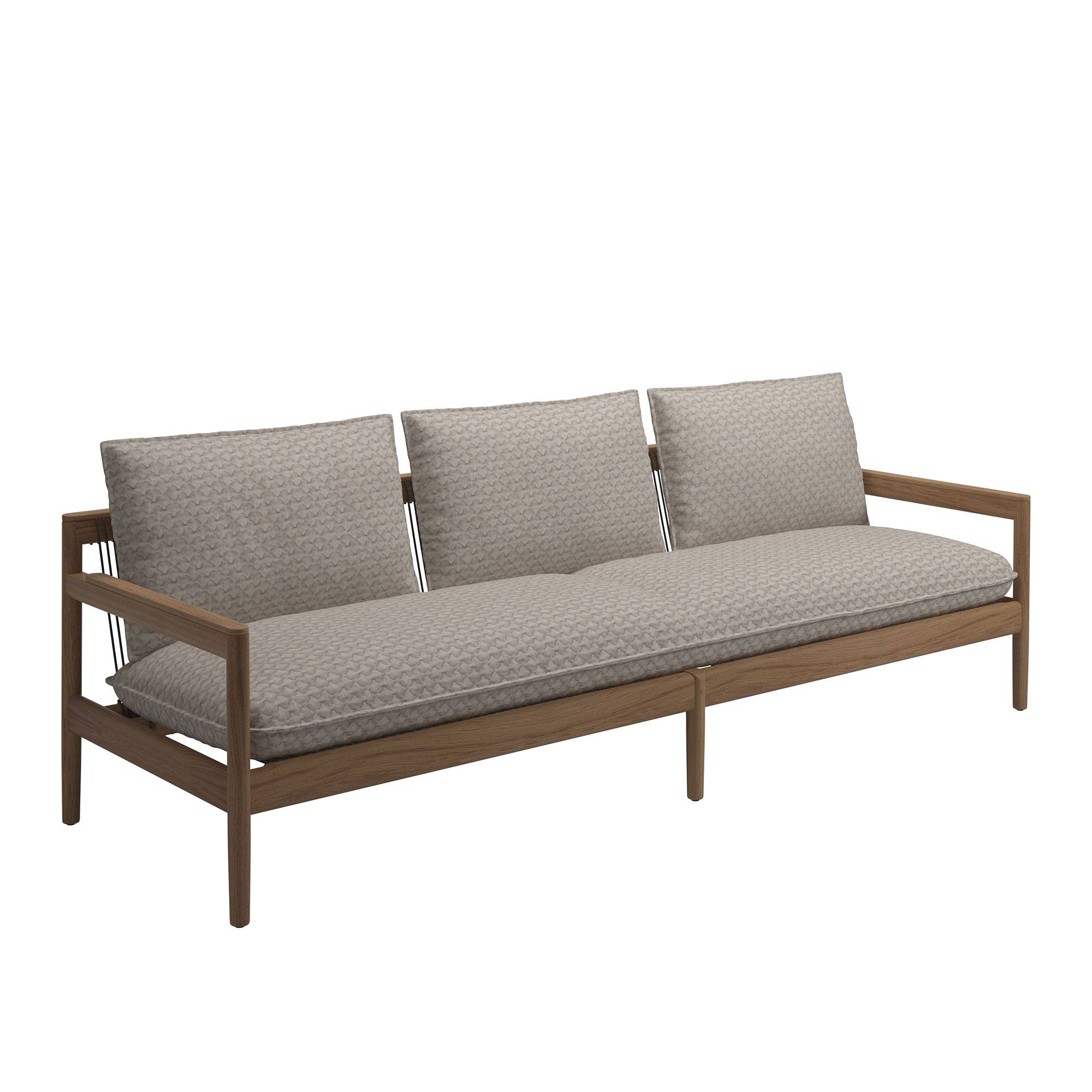 Gloster - Saranac 3-Seater Sofa - Fabric Grade D - Wave Buff - Soffor utomhus - Mark Gabbertas