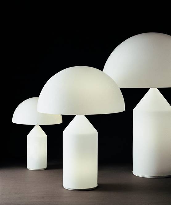 Atollo 235 bordlampe, opal