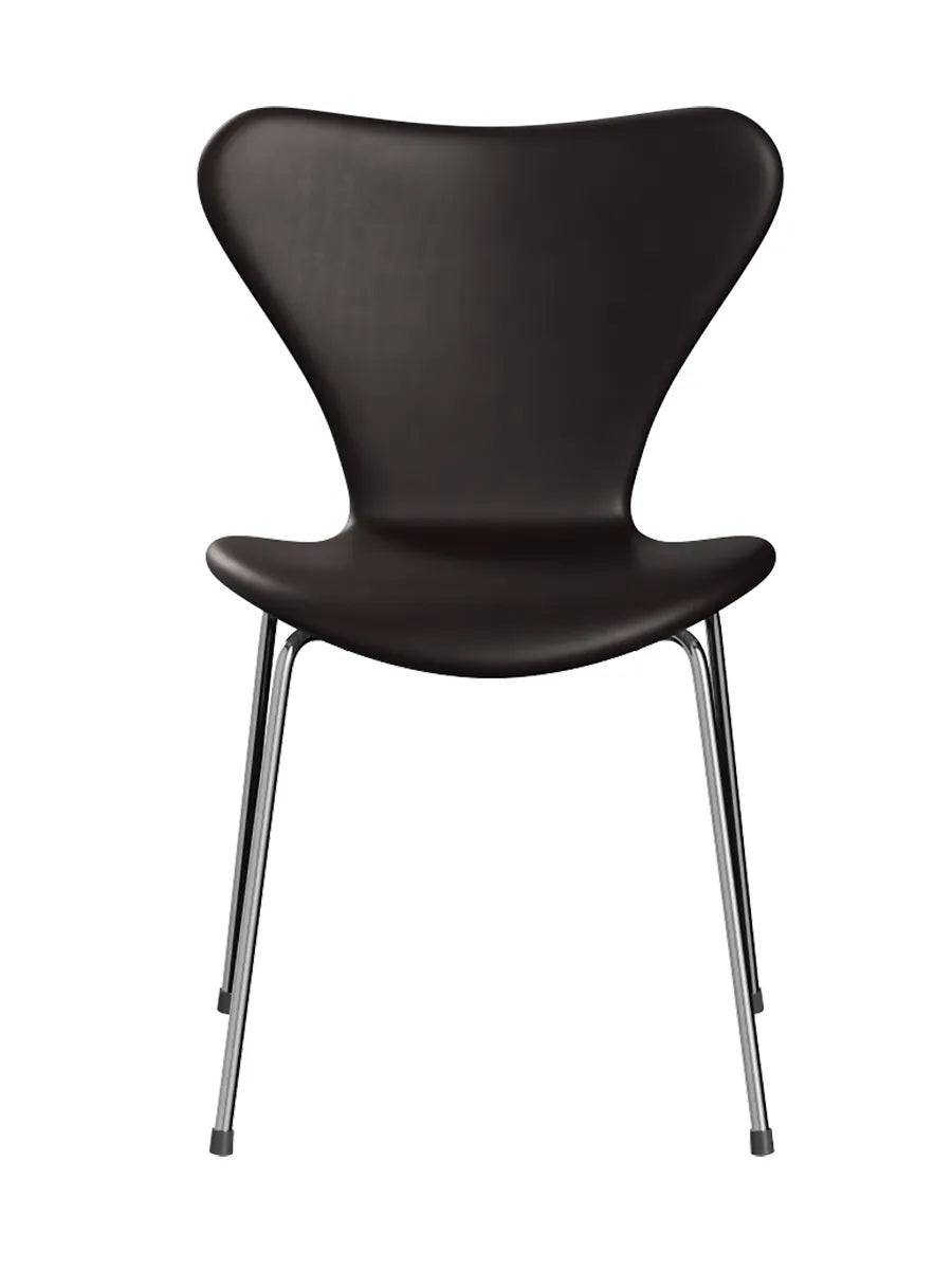 3107 Serie 7, fuldpolstret af Arne Jacobsen Grace læder / Mørk-brun - Jacobsen Plus