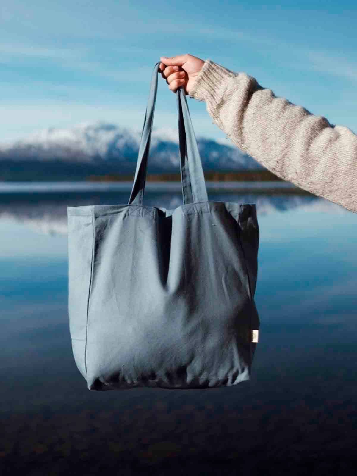Canvas "Totebag" (40 x 37 cm) - Støvet blå - OMOM.