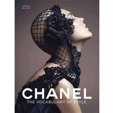 Chanel: The Vocabulary of Style (Indbundet, 2011)