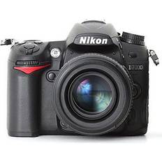 Nikon Fotocamere Reflex Nikon D7000 Kit 18-200 VR SD 4 GB Risoluzione 16 Mpx Sensore esposimetro da 2.016 pixel Messa a fuoco a 39 punti Video Full HD Uscita HDMI