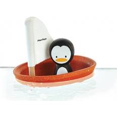 Holzspielzeug Boote Plantoys Sailing Boat Penguin