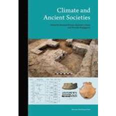 Climate and Ancient Societies (Indbundet, 2014)
