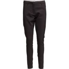 Angelie 238 Jegging - Black