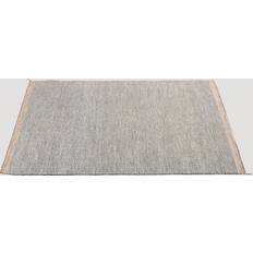 Tapis Muuto PLY/Margrethe Odgaard Noir, Blanc