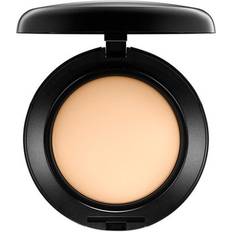 MAC Foundations on sale MAC Studio Tech NC25
