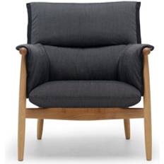 Walnuts Lounge Chairs Carl Hansen & Søn E015 Embrace Lounge Chair 85cm