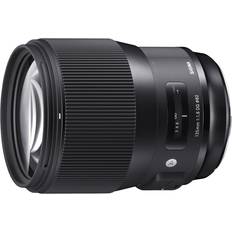 SIGMA 135mm F1.8 DG HSM Art