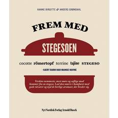 Römertopf stegeso Frem med stegesoen: cocotte, römertopf, terrine, tajine, stegeso - kært barn har mange navne (Indbundet, 2012)