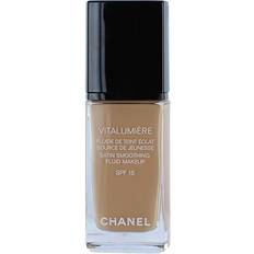 Chanel vitalumiere Chanel Vitalumière Radiant Moisture-Rich Fluid Foundation SPF15 #25 Petale