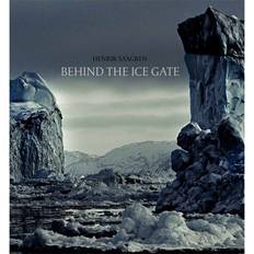 Behind the ice gate: The village, the bay and the fjord (Indbundet, 2017)