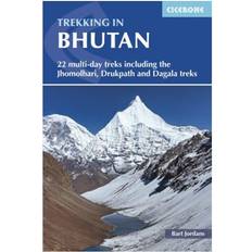 Druk Trekking in Bhutan: 22 multi-day treks including the Lunana 'Snowman' Trek, Jhomolhari, Druk Path and Dagala treks (Hæftet, 2018)