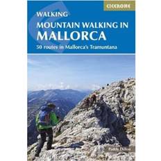 Mountain Walking in Mallorca: 50 routes in Mallorca's Tramuntana (Hæftet, 2018)