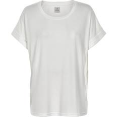 Kajsa T-shirt - Spring Gardenia