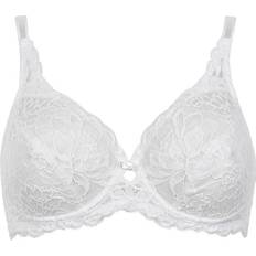 Triumph Amourette Charm Wired Bra - White