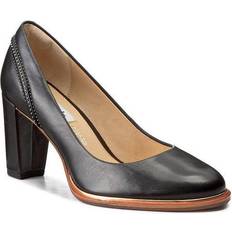 Clarks Ellis Edith Black Leather Female