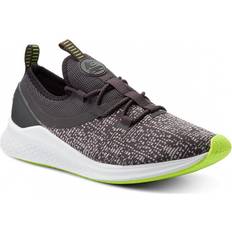 Suède Hardloopschoenen New Balance Fresh Foam LAZR Sport - Grey Volt