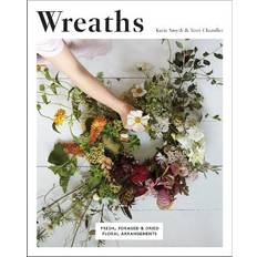 Wreaths Wreaths: Fresh, Foraged & Dried Floral Arrangements