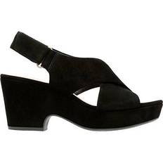 Clarks Maritsa Lara Black Suede Female