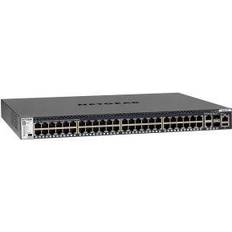 2 Interrupteurs Netgear M4300-52G 2 x 100/1000/10000 + 2 x 10 Gigabit SFP+ + 48 x 10 Gigabit SFP+ 48 x 10 GBASE-T Et 2xSFP+Niveau 31