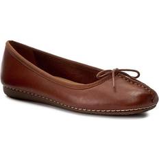 Clarks Freckle Ice Dark Tan Lea Female - Marrone