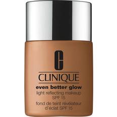 Clinique even better glow foundation Clinique Even Better Glow SPF15 WN 122 Clove