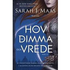 Sarah j maas Ett hov av dimma och vrede (Ett hov av taggar och rosor, #2) (E-bok, 2018)